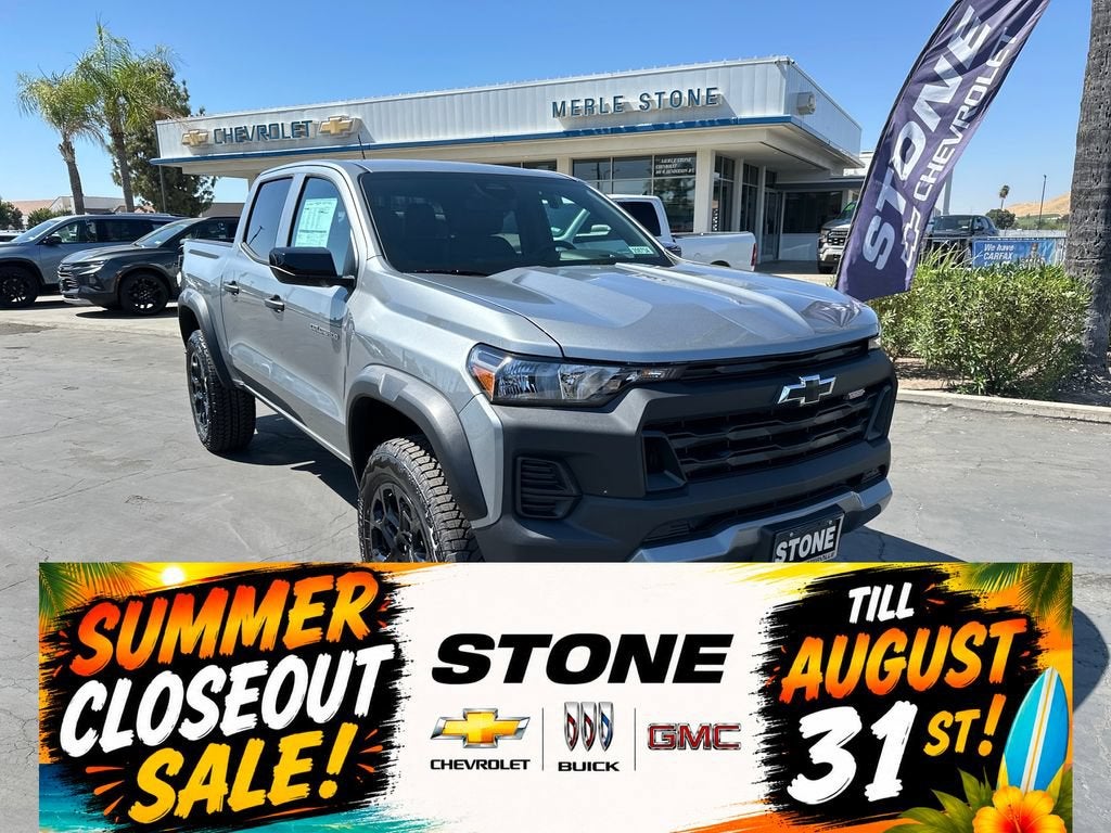 Sterling Gray Metallic 2026 Chevrolet Colorado Pickup Truck Four-Wheel Drive Automatic