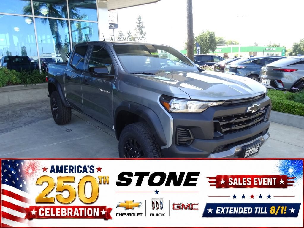 Sterling Gray Metallic 2026 Chevrolet Colorado Pickup Truck Four-Wheel Drive Automatic