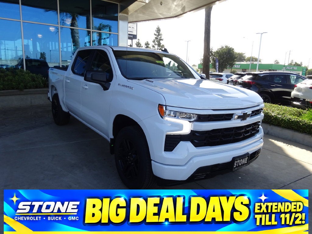 Summit White 2026 Chevrolet Silverado 1500 Pickup Truck Four-Wheel Drive Automatic