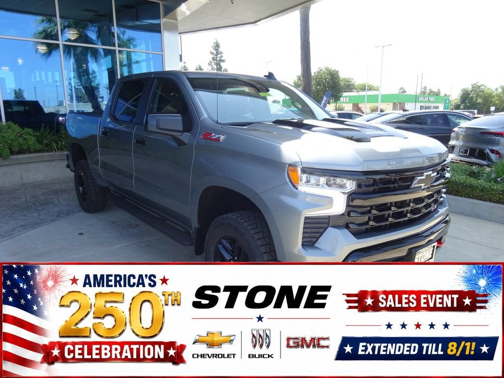 Sterling Gray Metallic 2026 Chevrolet Silverado 1500 Pickup Truck Four-Wheel Drive Automatic