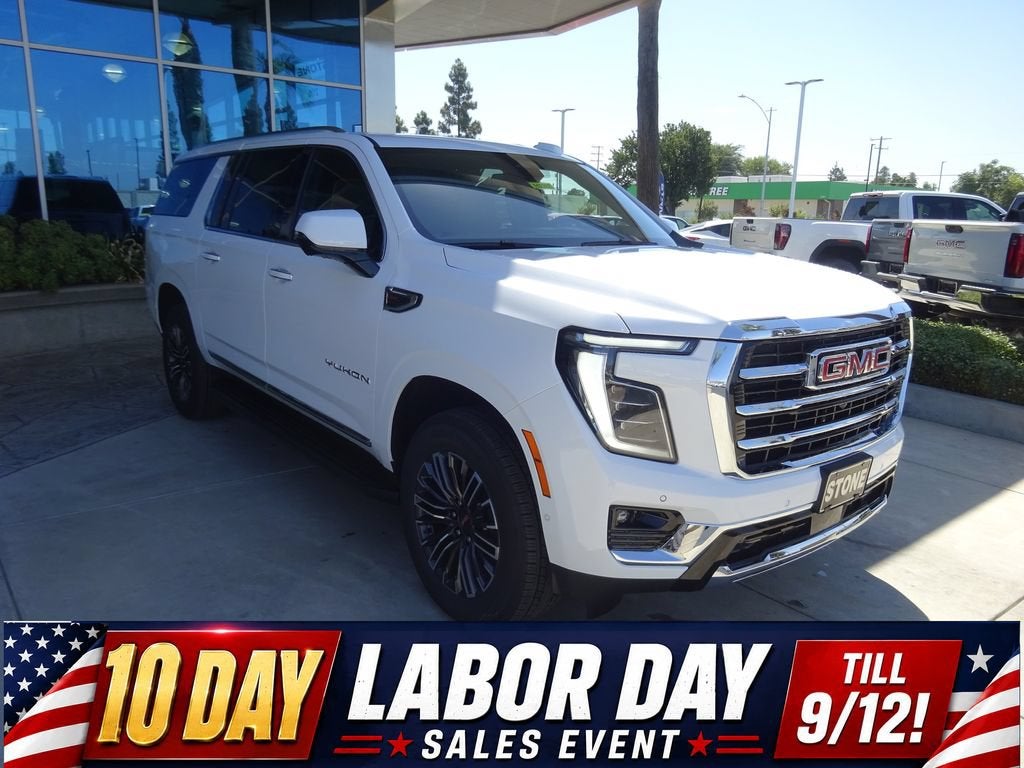 Summit White 2026 GMC Yukon XL SUV / Crossover Four-Wheel Drive Automatic