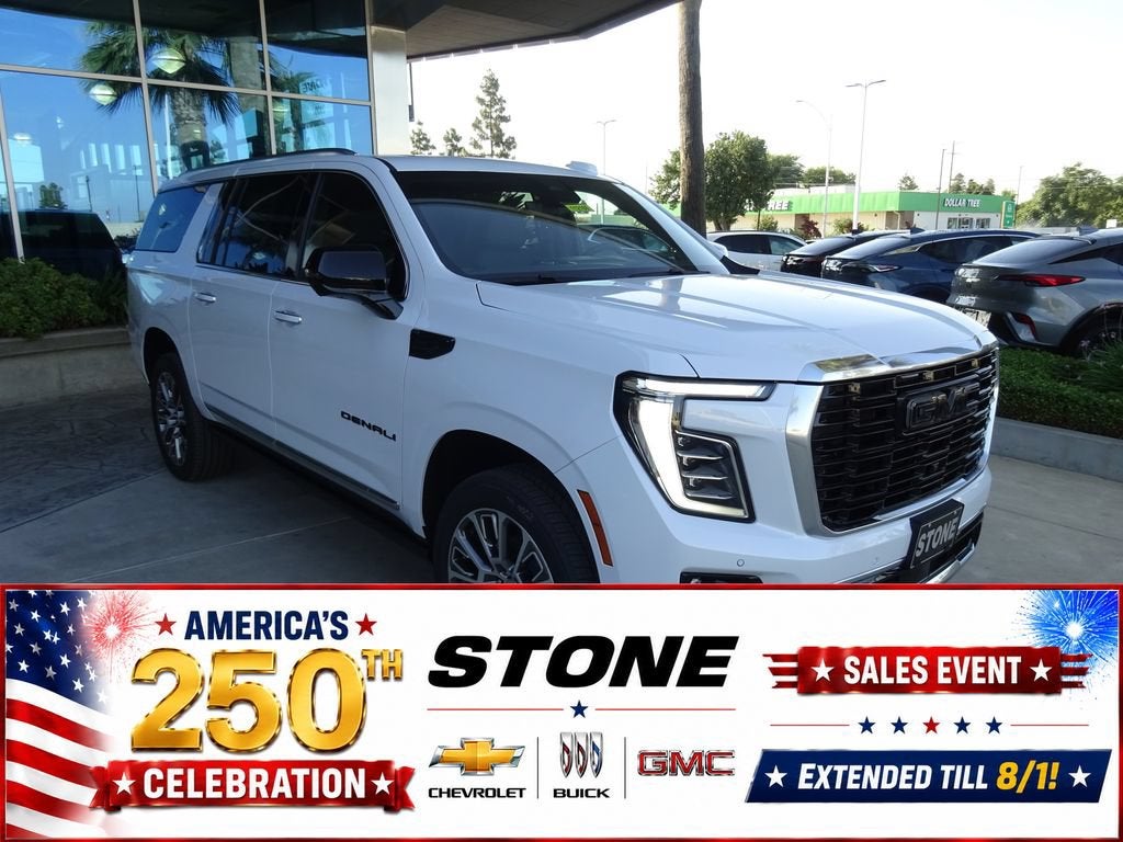 Glacier White Tricoat 2026 GMC Yukon XL SUV / Crossover Four-Wheel Drive Automatic