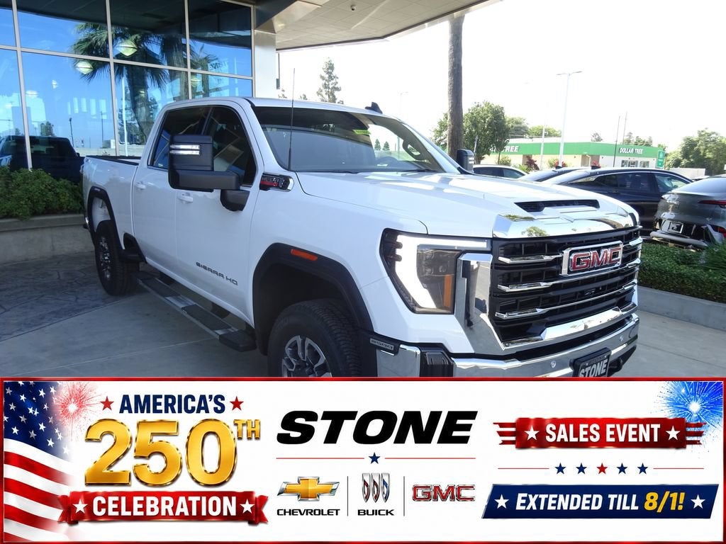 Summit White 2026 GMC Sierra 2500HD Pickup Truck Four-Wheel Drive Automatic