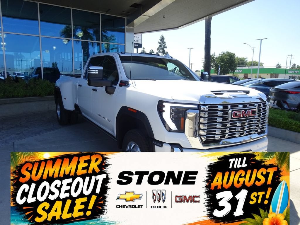 Summit White 2026 GMC Sierra 3500HD Pickup Truck Four-Wheel Drive Automatic