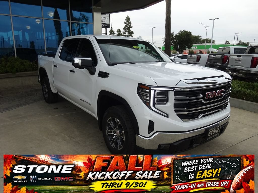 Summit White 2026 GMC Sierra 1500 Pickup Truck Four-Wheel Drive Automatic