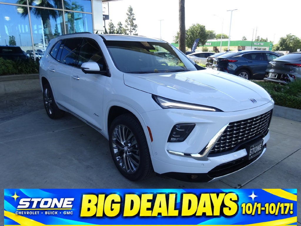 Iridescent White Tricoat 2026 Buick Enclave SUV / Crossover Four-Wheel Drive Automatic