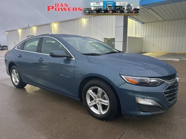 Lakeshore Blue Metallic 2025 Chevrolet Malibu Sedan Front-Wheel Drive Automatic