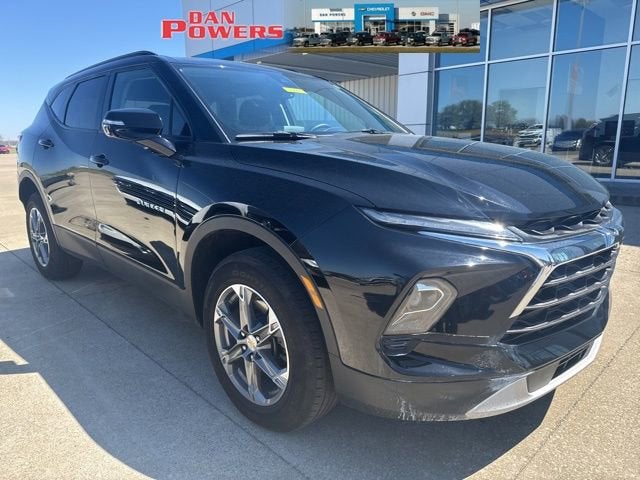 Black 2024 Chevrolet Blazer SUV / Crossover Front-Wheel Drive Automatic