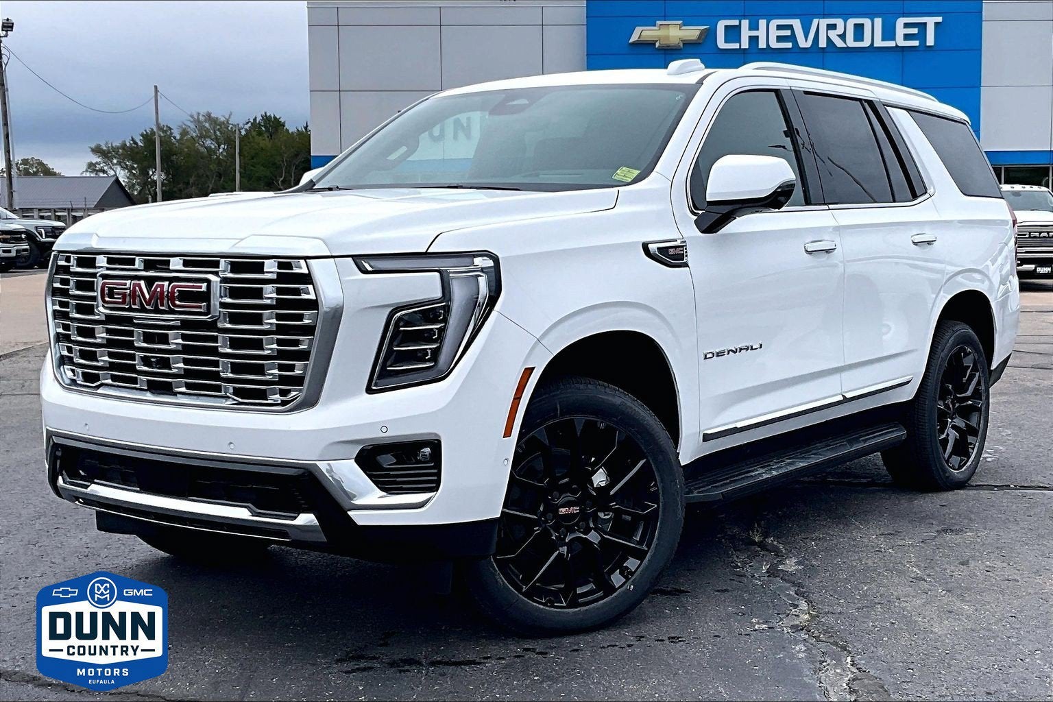 Summit White 2026 GMC Yukon SUV / Crossover Four-Wheel Drive Automatic