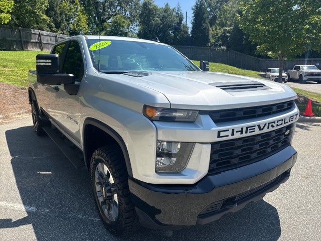 Silver Ice Metallic 2021 Chevrolet Silverado 2500HD Pickup Truck Four-Wheel Drive Automatic