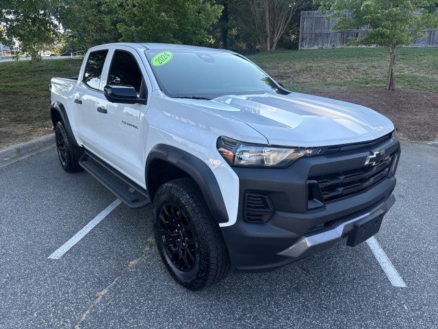 Summit White 2024 Chevrolet Colorado Pickup Truck Four-Wheel Drive Automatic
