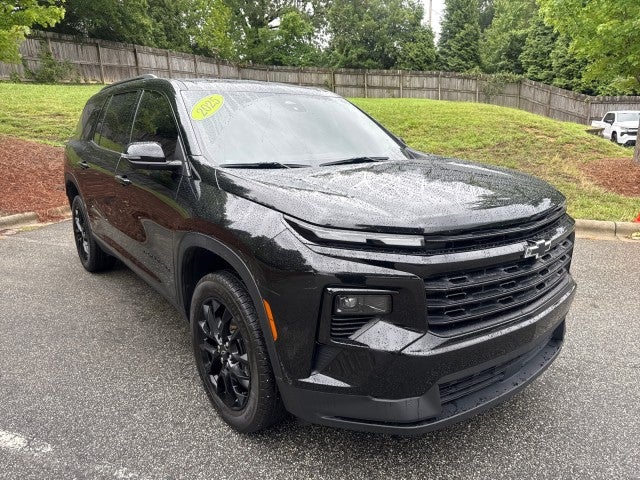 Mosaic Black Metallic 2025 Chevrolet Traverse SUV / Crossover Front-Wheel Drive Automatic