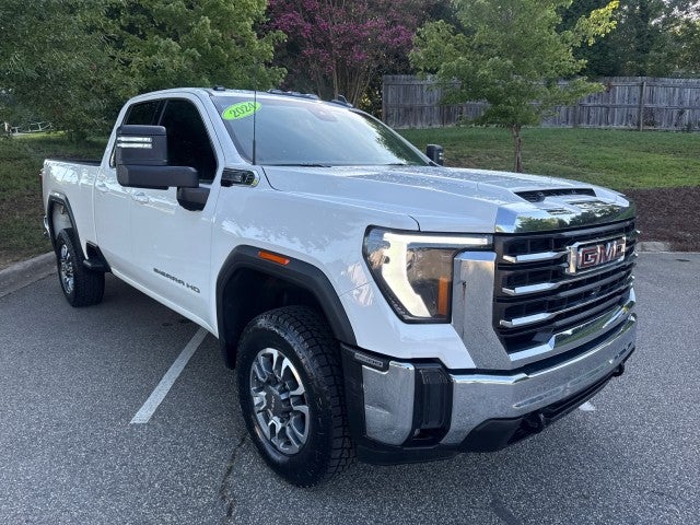 Summit White 2024 GMC Sierra 2500HD Pickup Truck Four-Wheel Drive Automatic