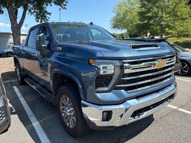 Lakeshore Blue Metallic 2024 Chevrolet Silverado 3500HD Pickup Truck Four-Wheel Drive Automatic