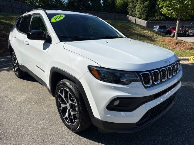 Bright White Clea 2024 Jeep Compass Latitude 4WD SUV / Crossover Four-Wheel Drive Automatic