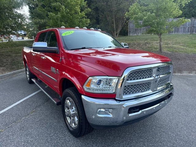 2017 RAM 2500 Rojo Camioneta Todo terreno 6 velocidades Automática