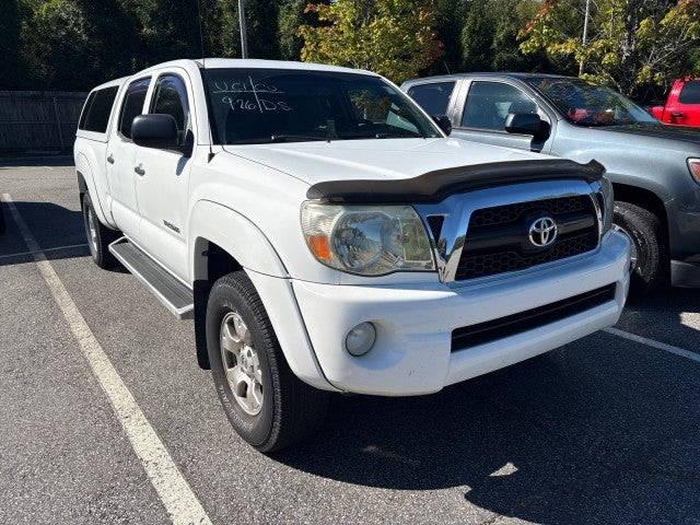 White 2011 Toyota Tacoma Pickup Truck Four-Wheel Drive 