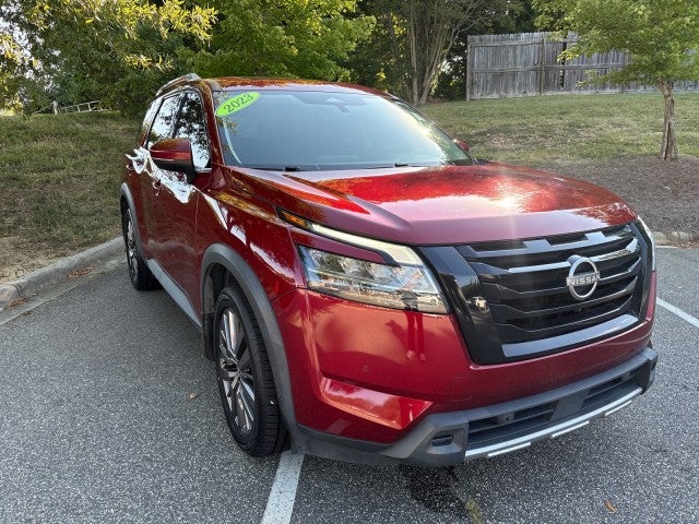 Red 2023 Nissan Pathfinder SUV / Crossover Front-Wheel Drive 