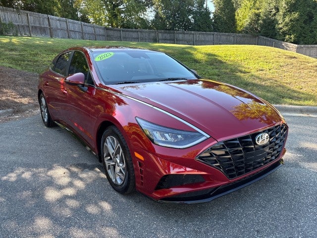 Red 2023 Hyundai Sonata Sedan Front-Wheel Drive Automatic