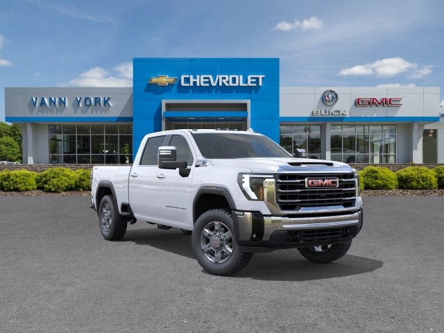 Summit White 2026 GMC Sierra 2500HD Pickup Truck Four-Wheel Drive Automatic