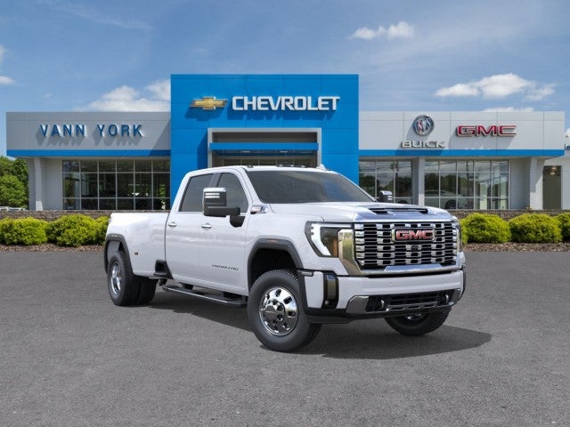 Summit White 2026 GMC Sierra 3500HD Pickup Truck Four-Wheel Drive Automatic