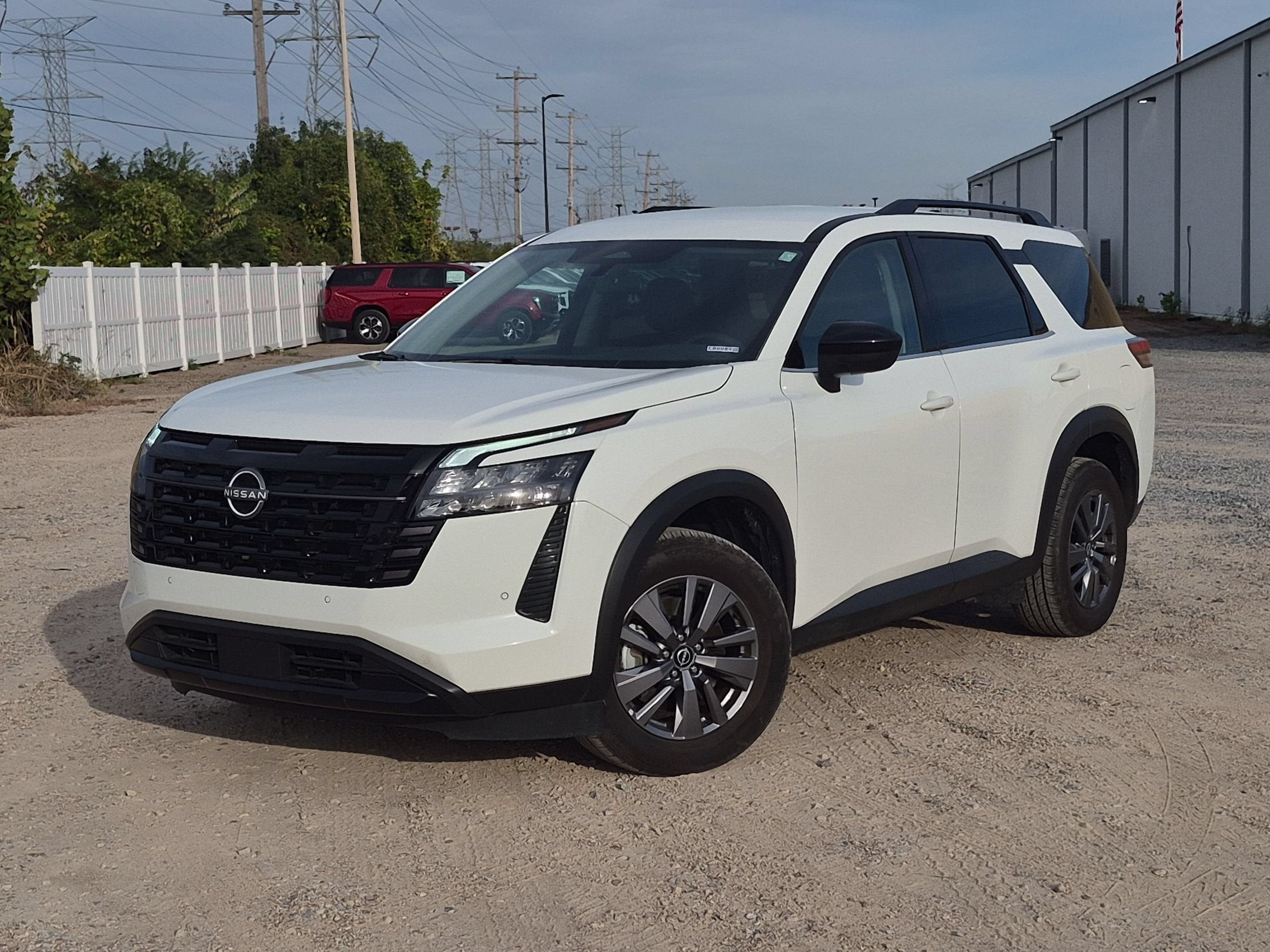 2026 Nissan Pathfinder SV FWD