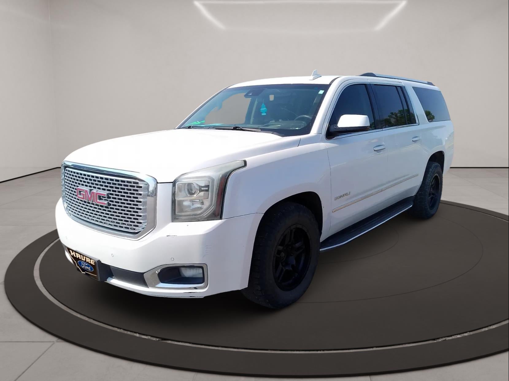  2016 GMC Yukon XL Denali 4WD   