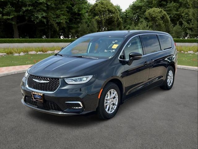 Brilliant Black Crystal Pearlcoat 2023 Chrysler Pacifica Touring L FWD Minivan Front-Wheel Drive Automatic