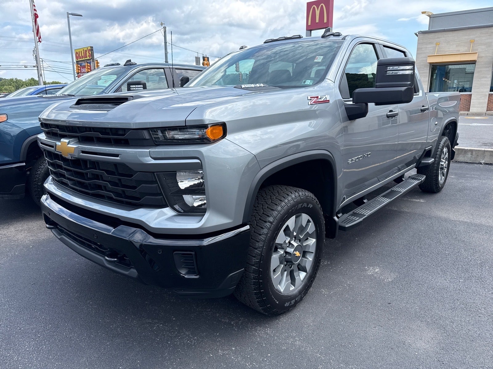 Sterling Gray Metallic 2026 Chevrolet Silverado 2500HD Pickup Truck Four-Wheel Drive Automatic