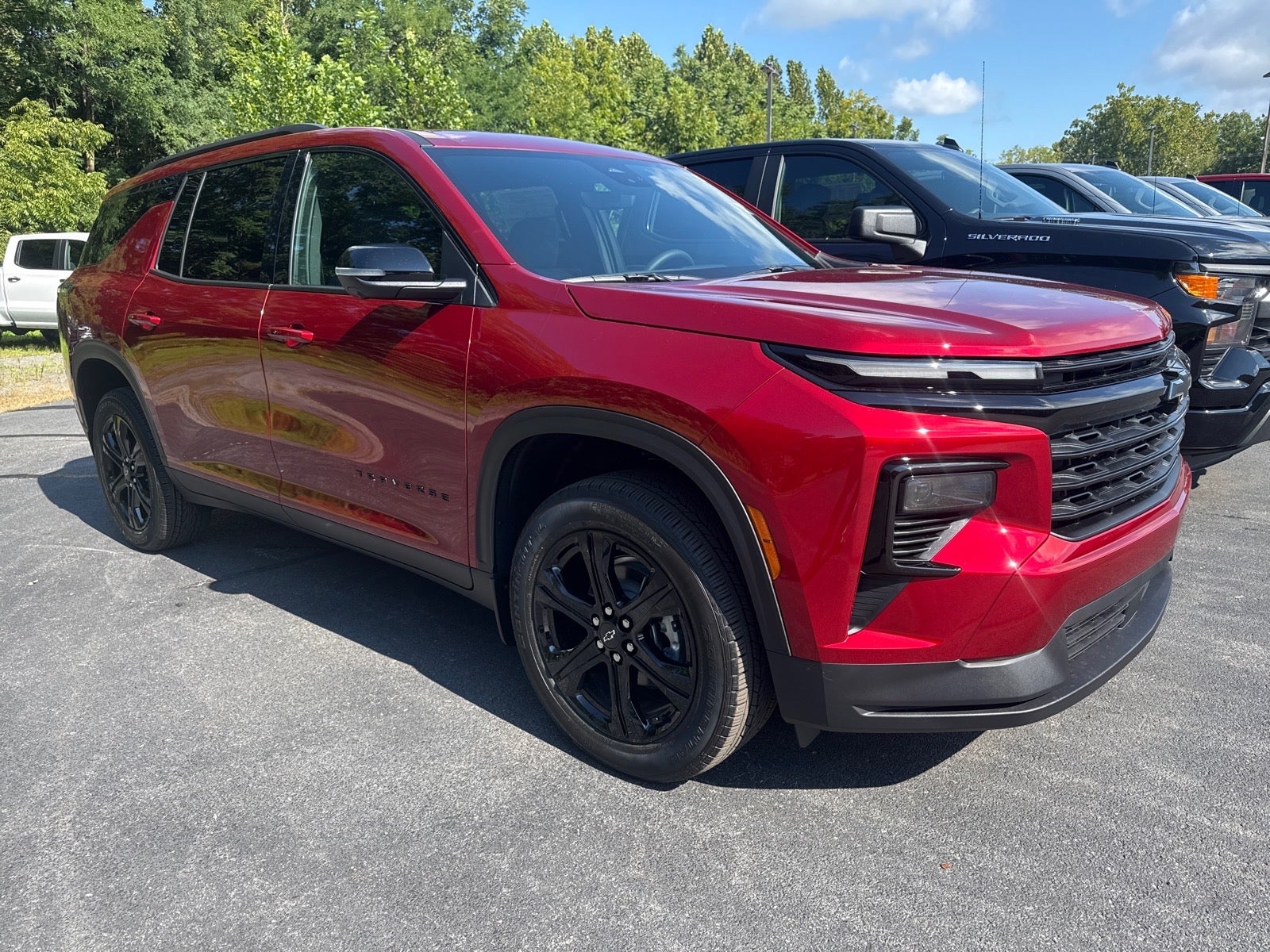Radiant Red Tintcoat 2027 Chevrolet Traverse SUV / Crossover Four-Wheel Drive Automatic