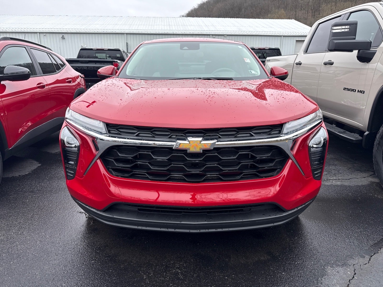 View vehicle photo 2