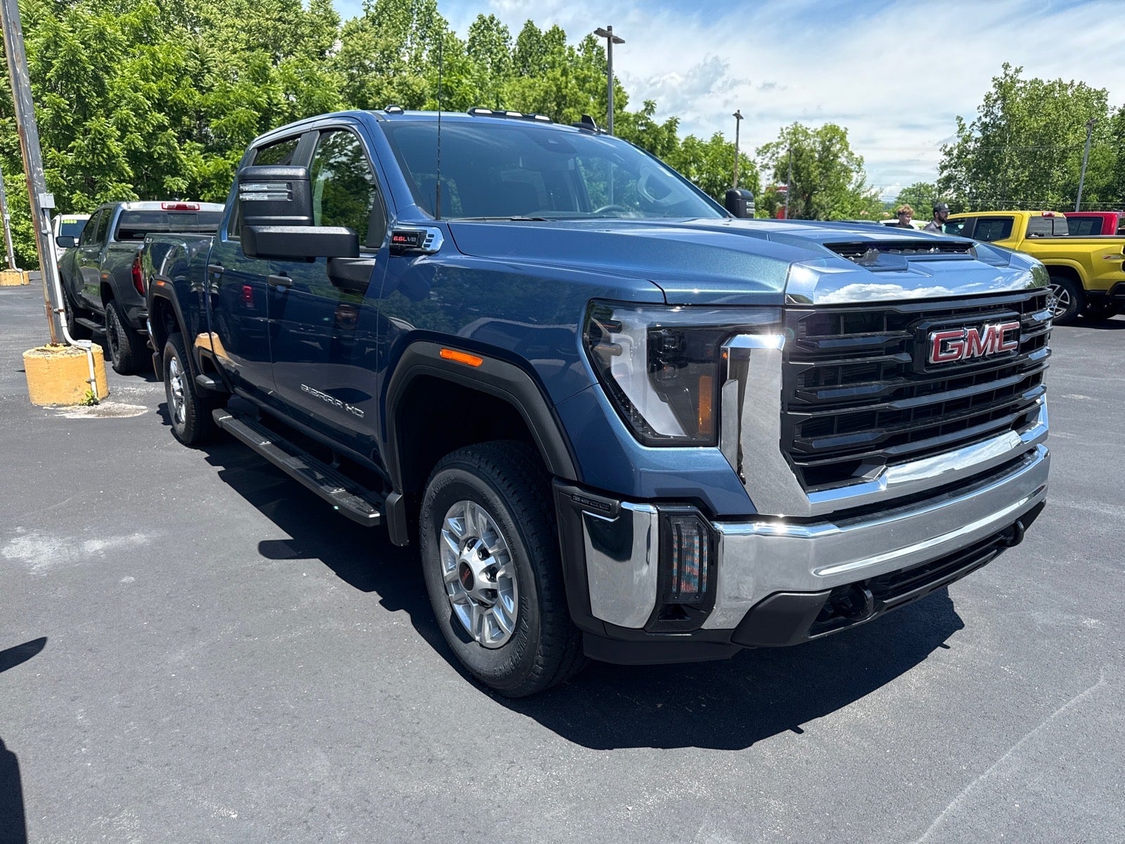 Downpour Metallic 2026 GMC Sierra 2500HD Pickup Truck Four-Wheel Drive Automatic