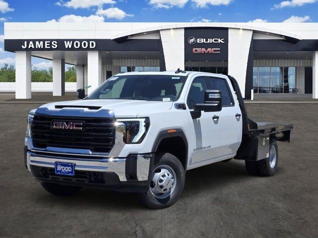 Summit White 2026 GMC Sierra 3500HD Chassis Pickup Truck Four-Wheel Drive Automatic