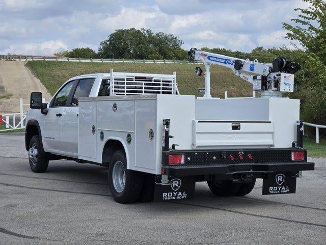 Summit White 2026 GMC Sierra 3500HD Chassis Pickup Truck Four-Wheel Drive Automatic