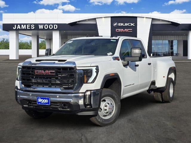 Summit White 2026 GMC Sierra 3500HD Pickup Truck Four-Wheel Drive Automatic