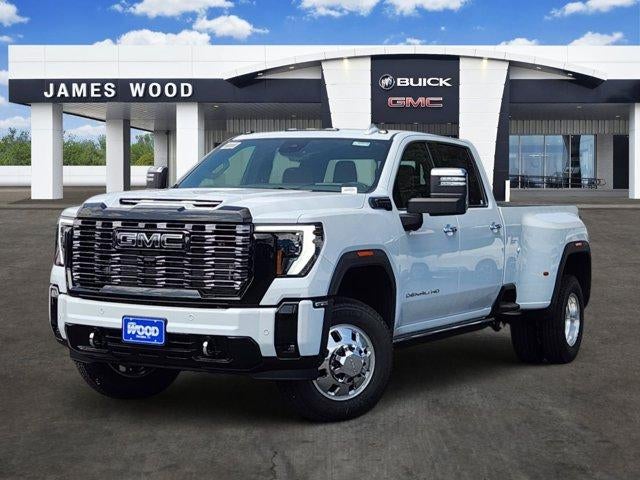 Glacier White Tricoat 2026 GMC Sierra 3500HD Pickup Truck Four-Wheel Drive Automatic