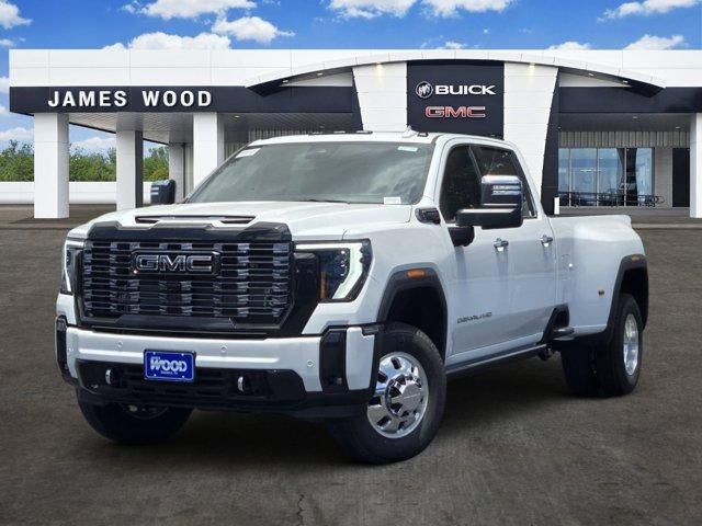 Summit White 2026 GMC Sierra 3500HD Pickup Truck Four-Wheel Drive Automatic