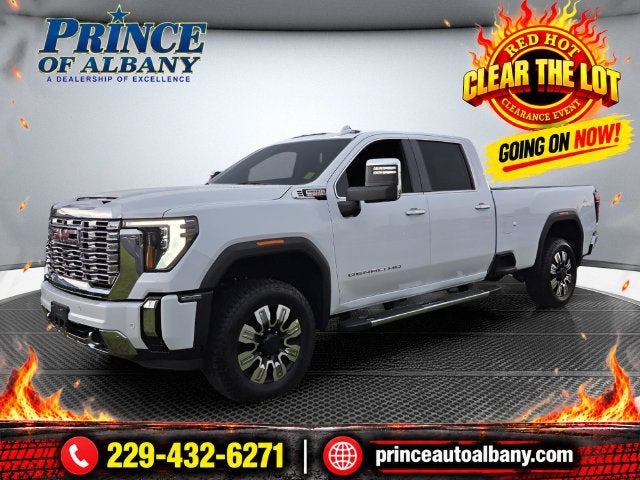 Glacier White Tricoat 2026 GMC Sierra 3500HD Pickup Truck Four-Wheel Drive Automatic