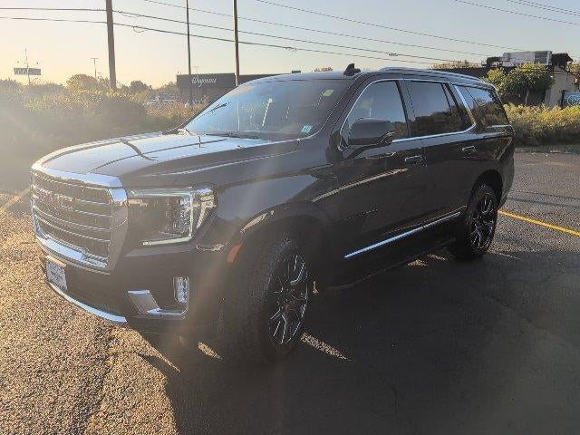  2024 GMC Yukon SLT 4WD   