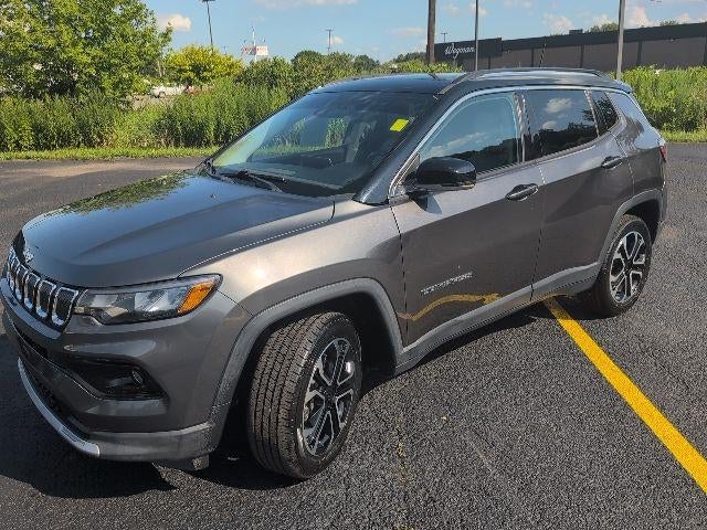 Granite Crystal Metallic 2022 Jeep Compass SUV / Crossover Four-Wheel Drive Automatic