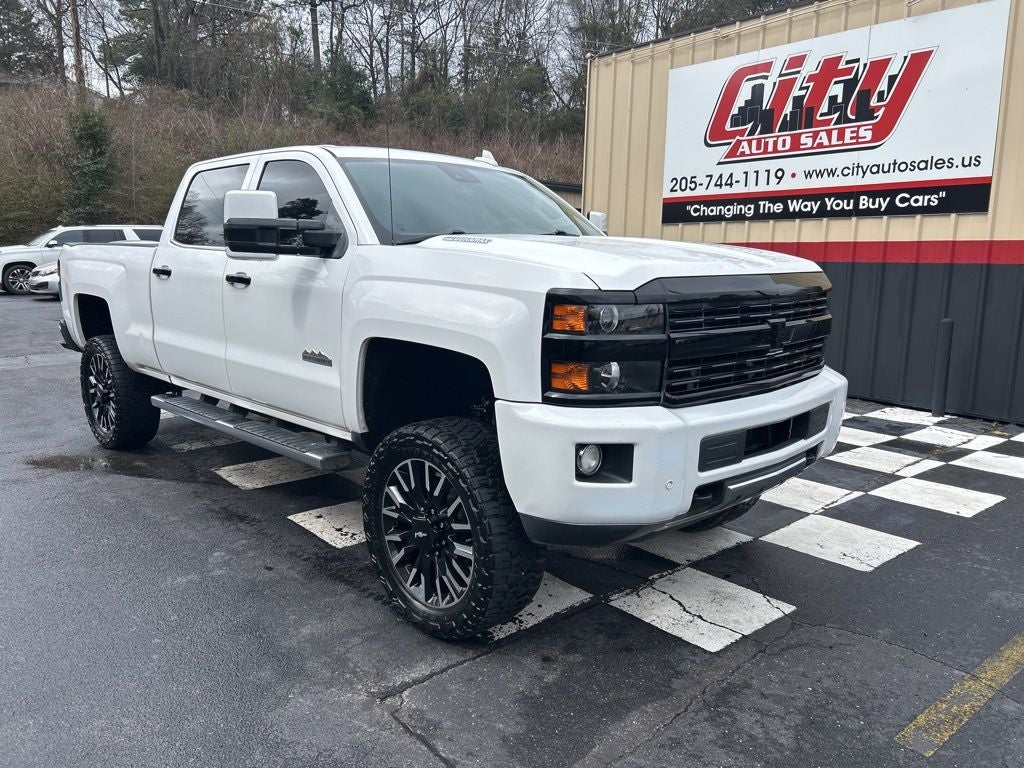 2015 Chevrolet Silverado 2500HD High Country Crew Cab 4WD