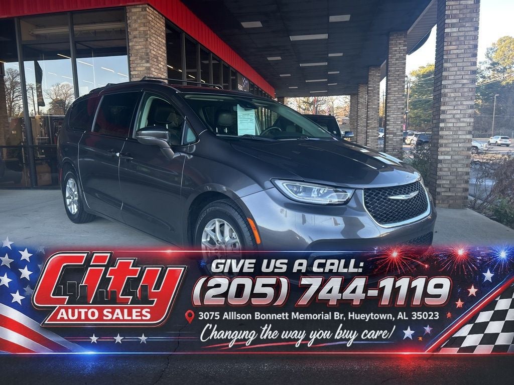  2022 Chrysler Pacifica Touring L FWD   