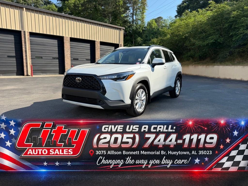  2024 Toyota Corolla Cross LE FWD   