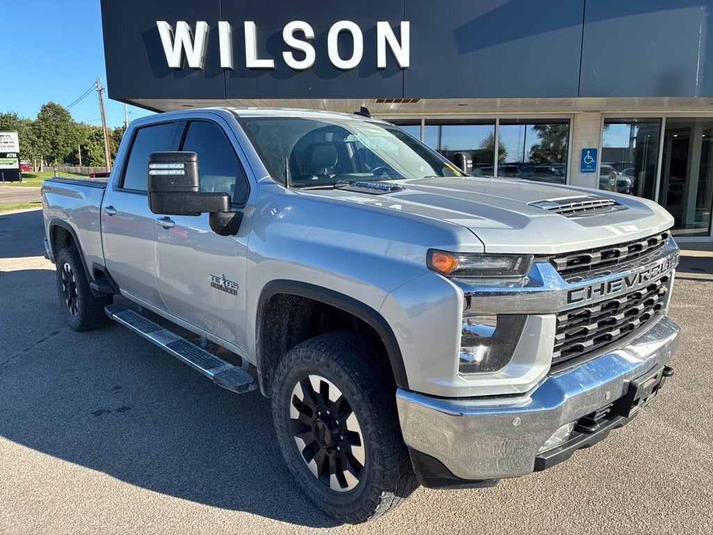 Silver Ice Metallic 2020 Chevrolet Silverado 2500HD Pickup Truck Four-Wheel Drive Automatic