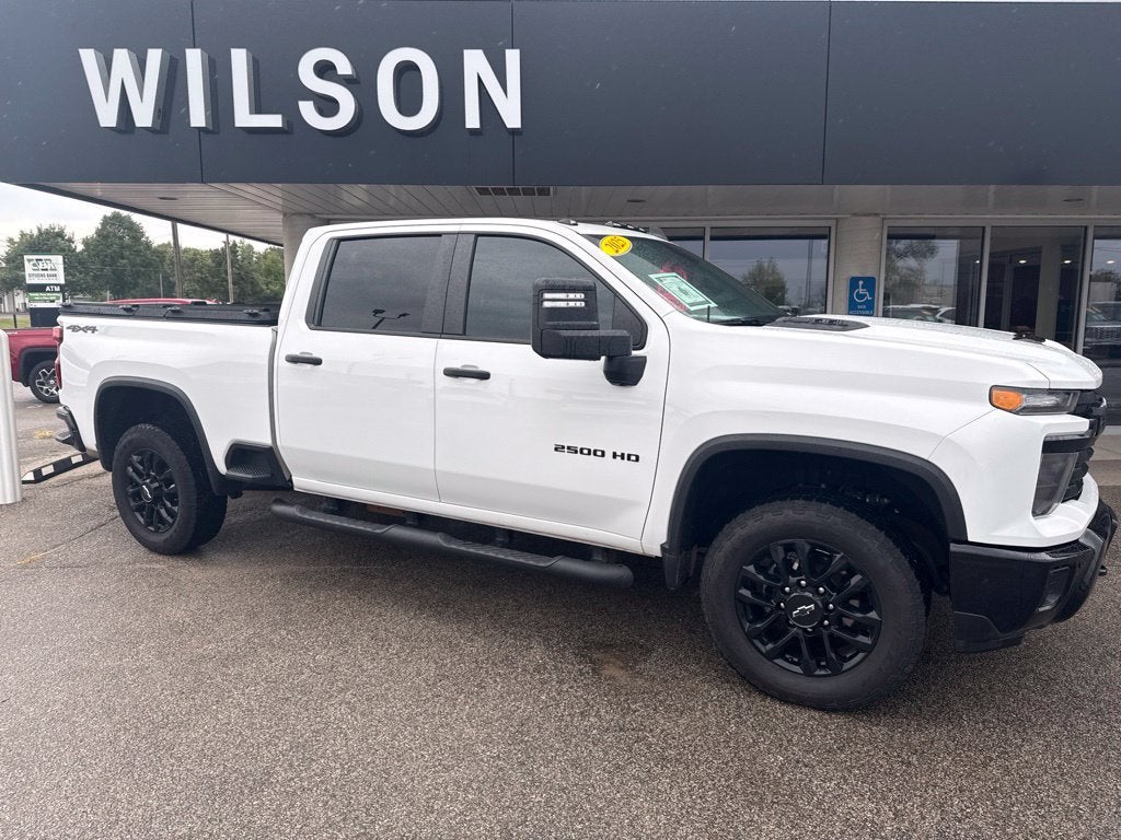 2025 Chevrolet Silverado 2500HD Custom Crew Cab 4WD