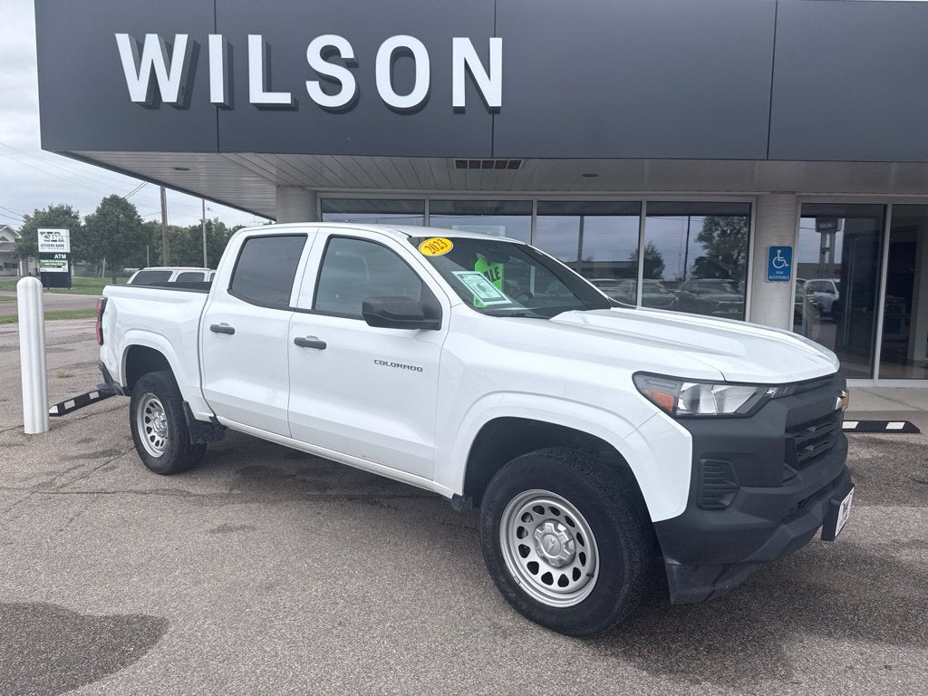 Summit White 2023 Chevrolet Colorado Pickup Truck 4X2 Automatic