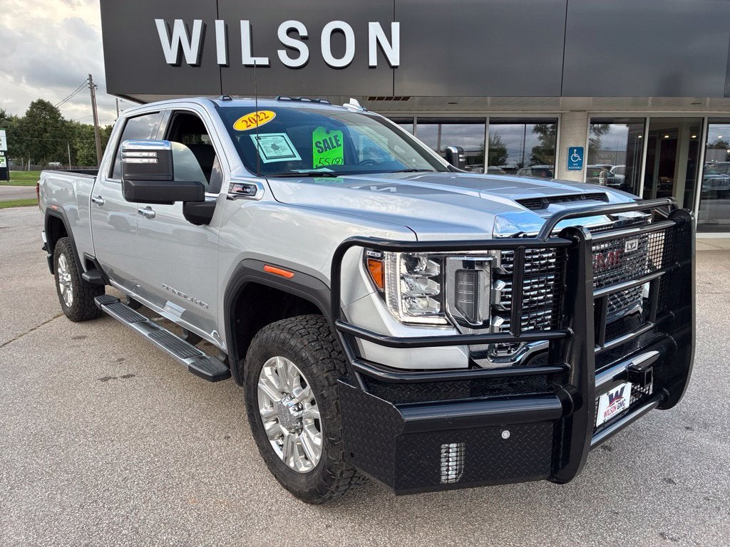  2022 GMC Sierra 2500HD Denali Crew Cab 4WD   