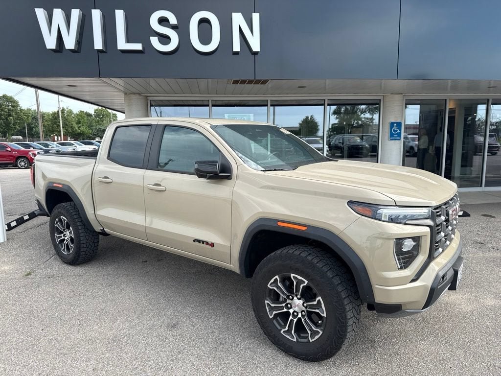  2023 GMC Canyon AT4 Crew Cab 4WD   
