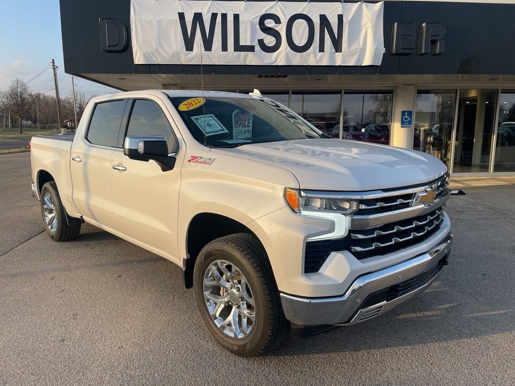 2022 Chevrolet Silverado 1500 LTZ Crew Cab 4WD
