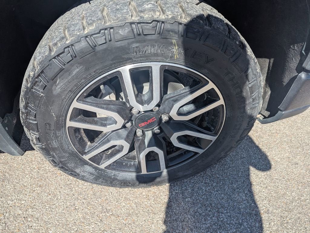 View vehicle photo 6
